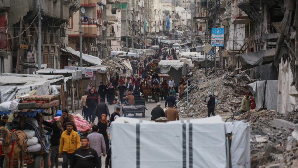 أين وصلت المفاوضات؟ وفد "حماس" يتوجه إلى الق&